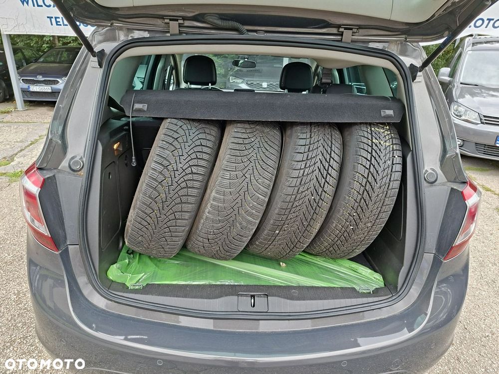 Opel Meriva 1.4 T Cosmo - 26