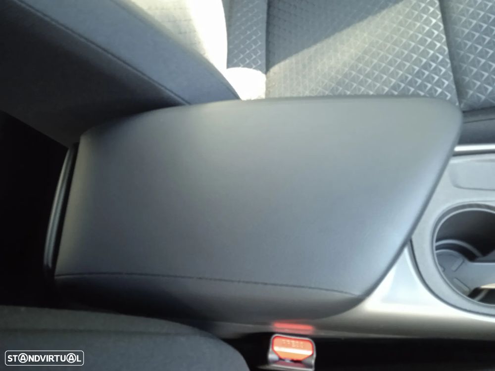 Nissan Juke 1.0 DIG-T N-Design C.Two Tone S.DCT - 25