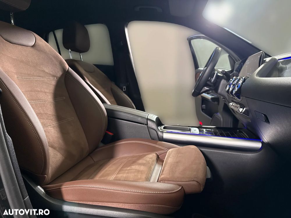 Mercedes-Benz GLA 250 e - 12