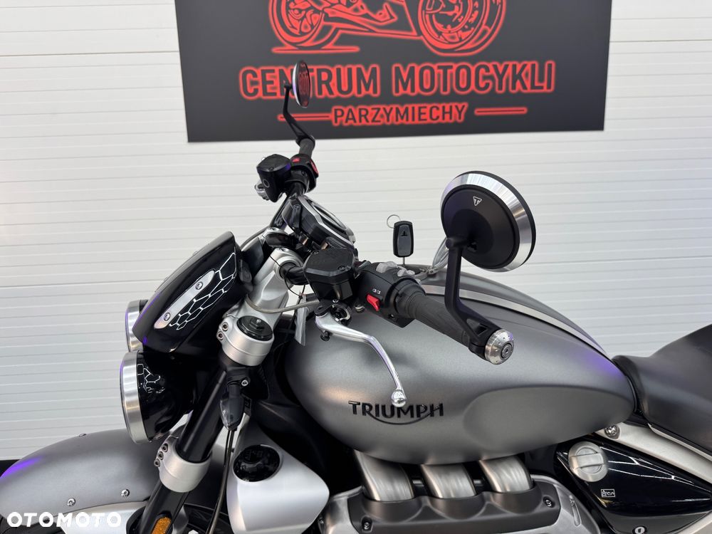 Triumph Rocket - 34