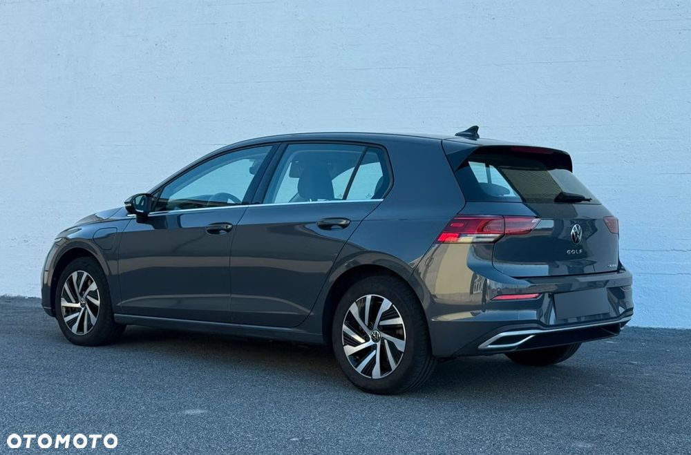 Volkswagen Golf 1.4 TSI Plug-In Hybrid Style DSG - 3