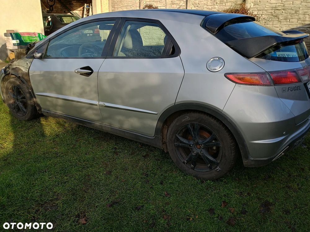 Honda Civic 2.2i-CTDi Comfort - 8