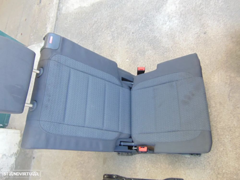 VW Touran 2005 bancos - 13