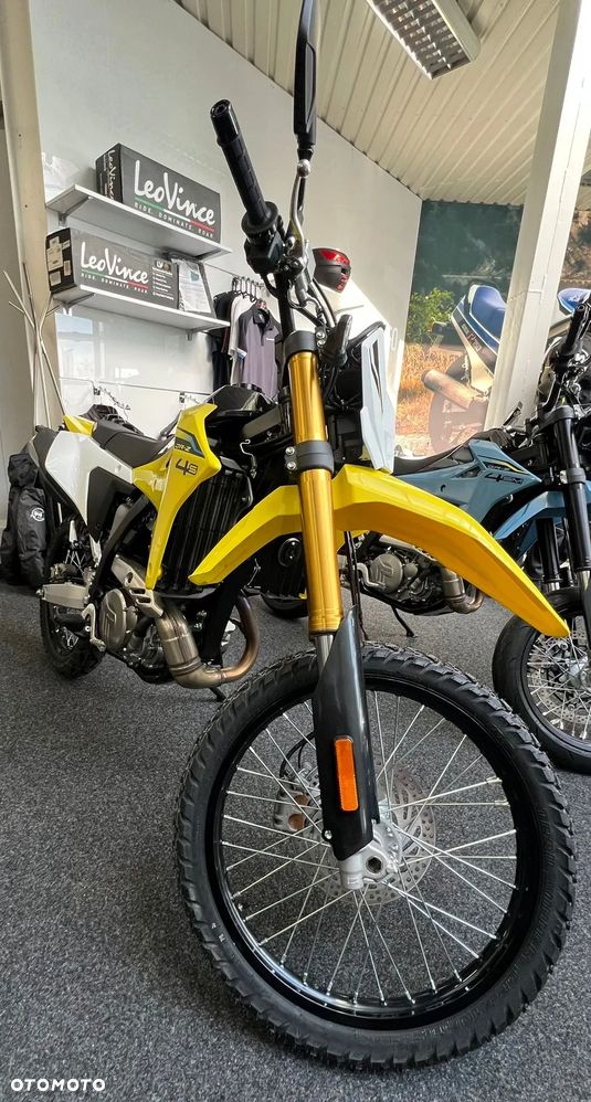 Suzuki DR-Z - 7
