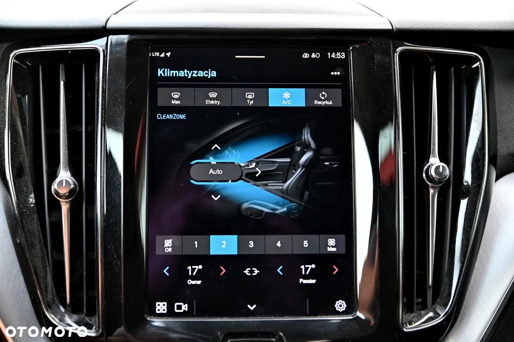 Volvo XC 60 B4 D Geartronic Momentum - 37