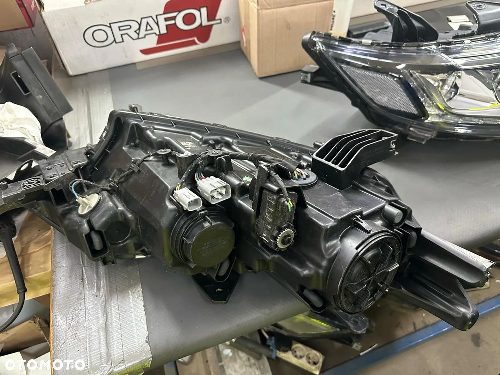 Reflektory Lampy L+P Przód - MITSUBISHI OUTLANDER 3 III Lift FULL LED 18- - 6