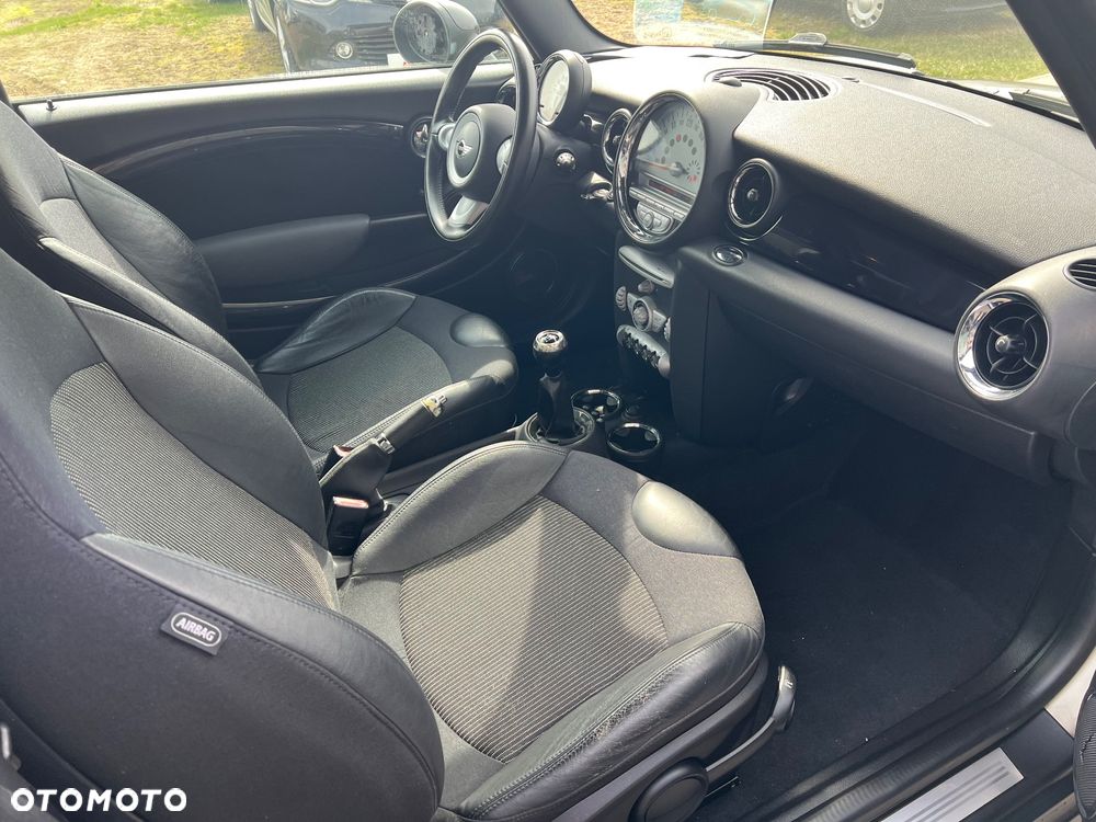 MINI Cooper Standard - 9