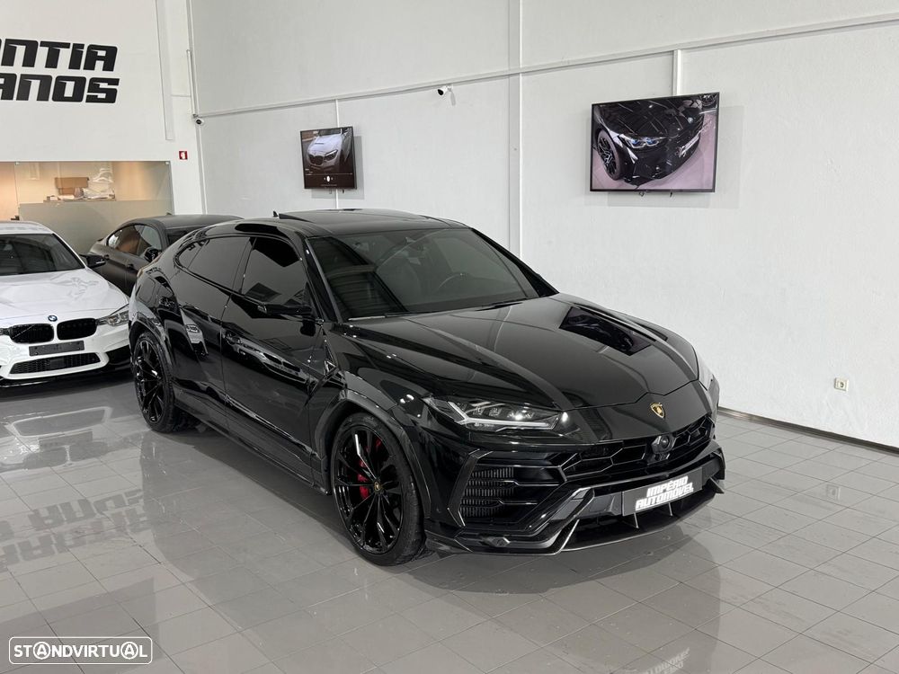 Lamborghini Urus 4.0 V8 - 4