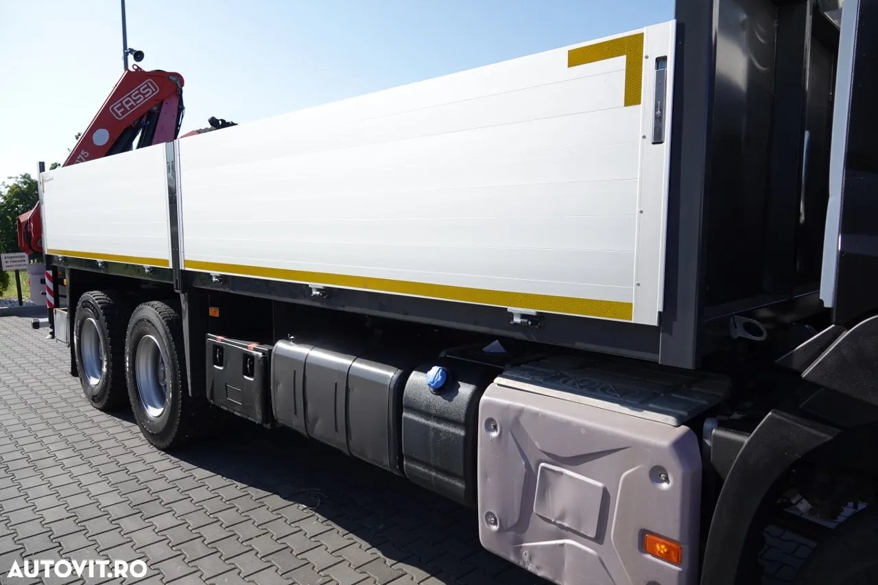 Renault C 380 / 6X4 / TRANSMISIE 6,4 M / + HDS FASSI F175A / CAPACITATE MAX DE RIDARE 7.535 KG / PRELUNGIE 12,3 M / ROTATOR / RADIO COMANDĂ / PNEURI 100% / IMPORTAT - 17