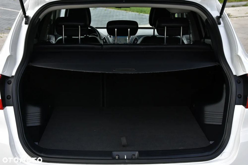 Hyundai ix35 2.0 CRDi Premium 4WD - 32