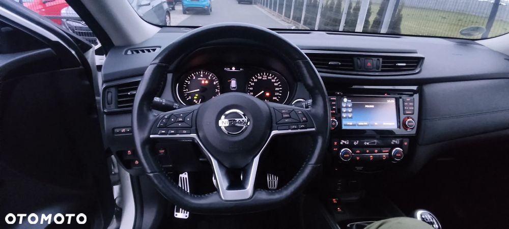 Nissan X-Trail 1.6 DIG-T Tekna - 18