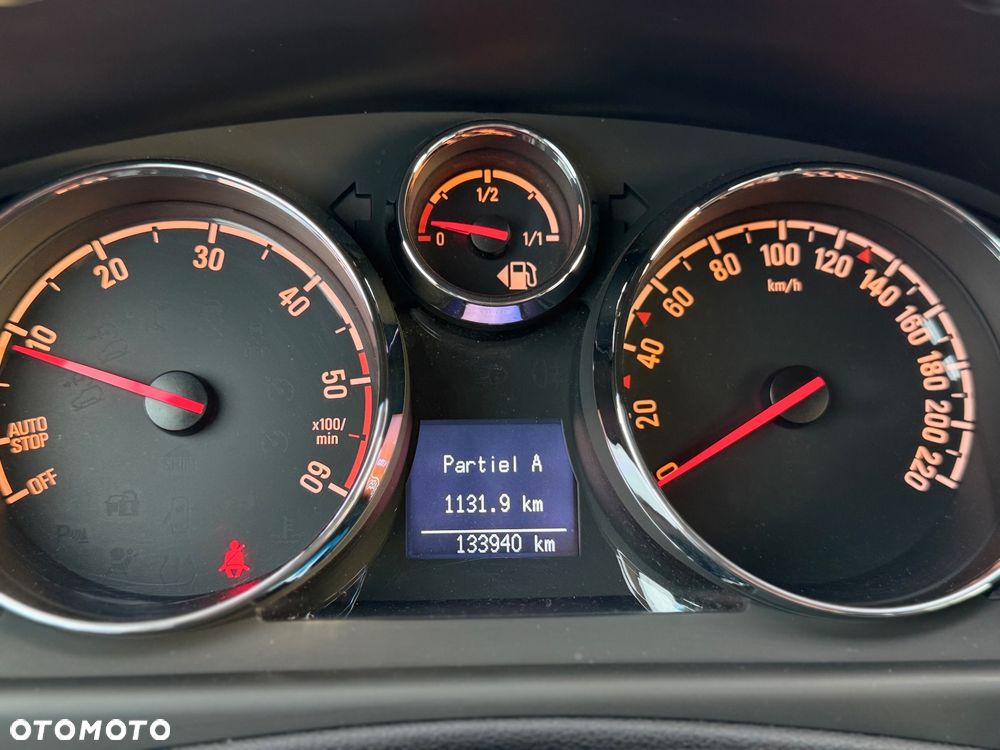 Opel Antara - 26