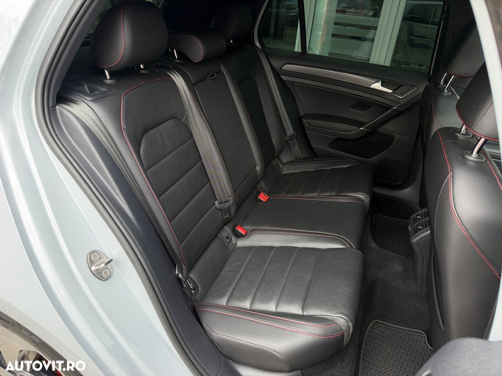 Volkswagen Golf 2.0 TSI BMT DSG GTI Performance - 17