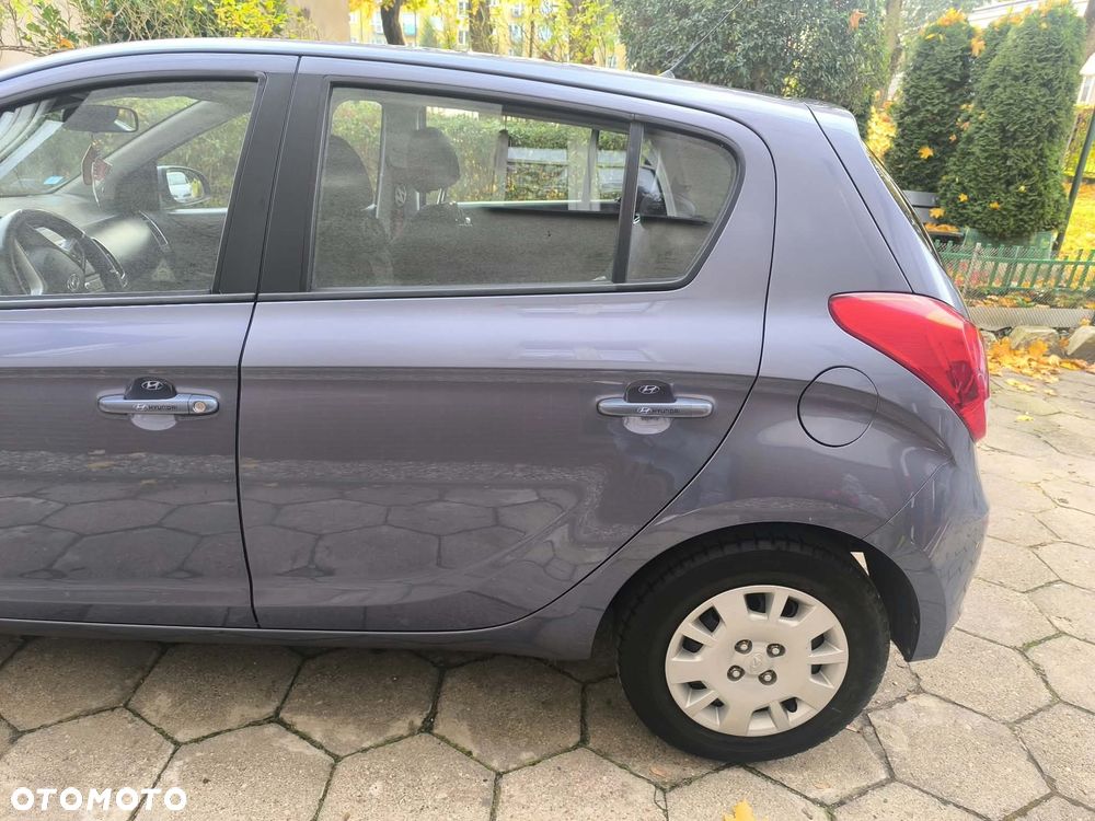 Hyundai i20 - 14