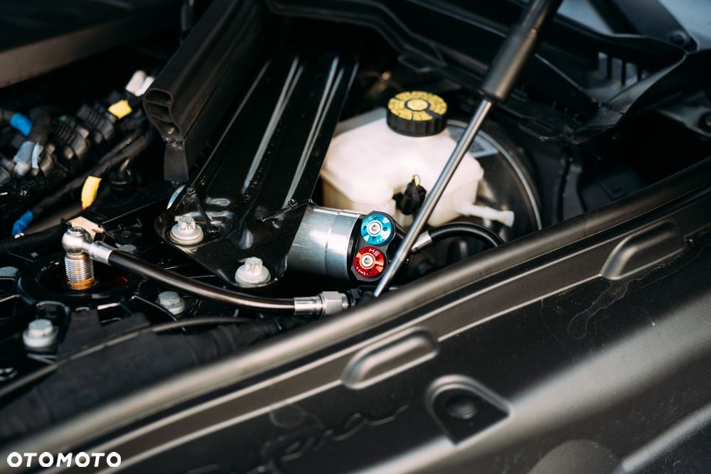 Toyota Supra 3.0 Turbo - 17