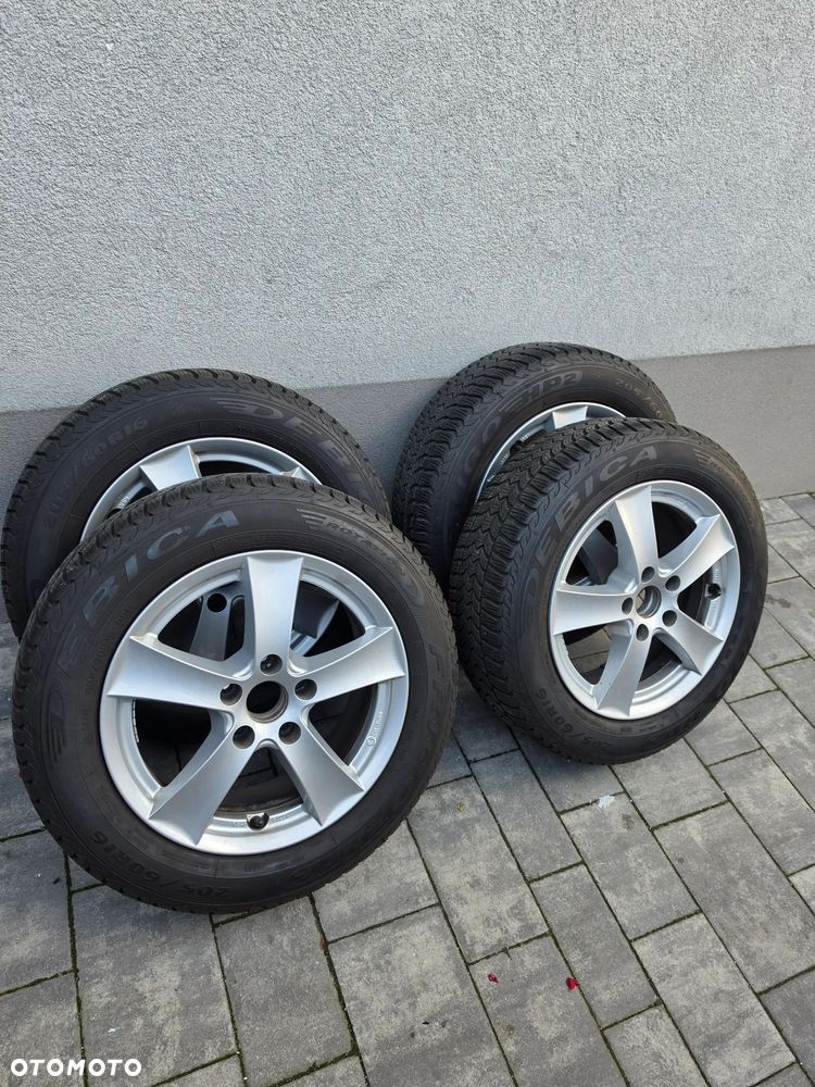 Volkswagen Touran 2.0 TDI BMT Comfortline DSG - 31