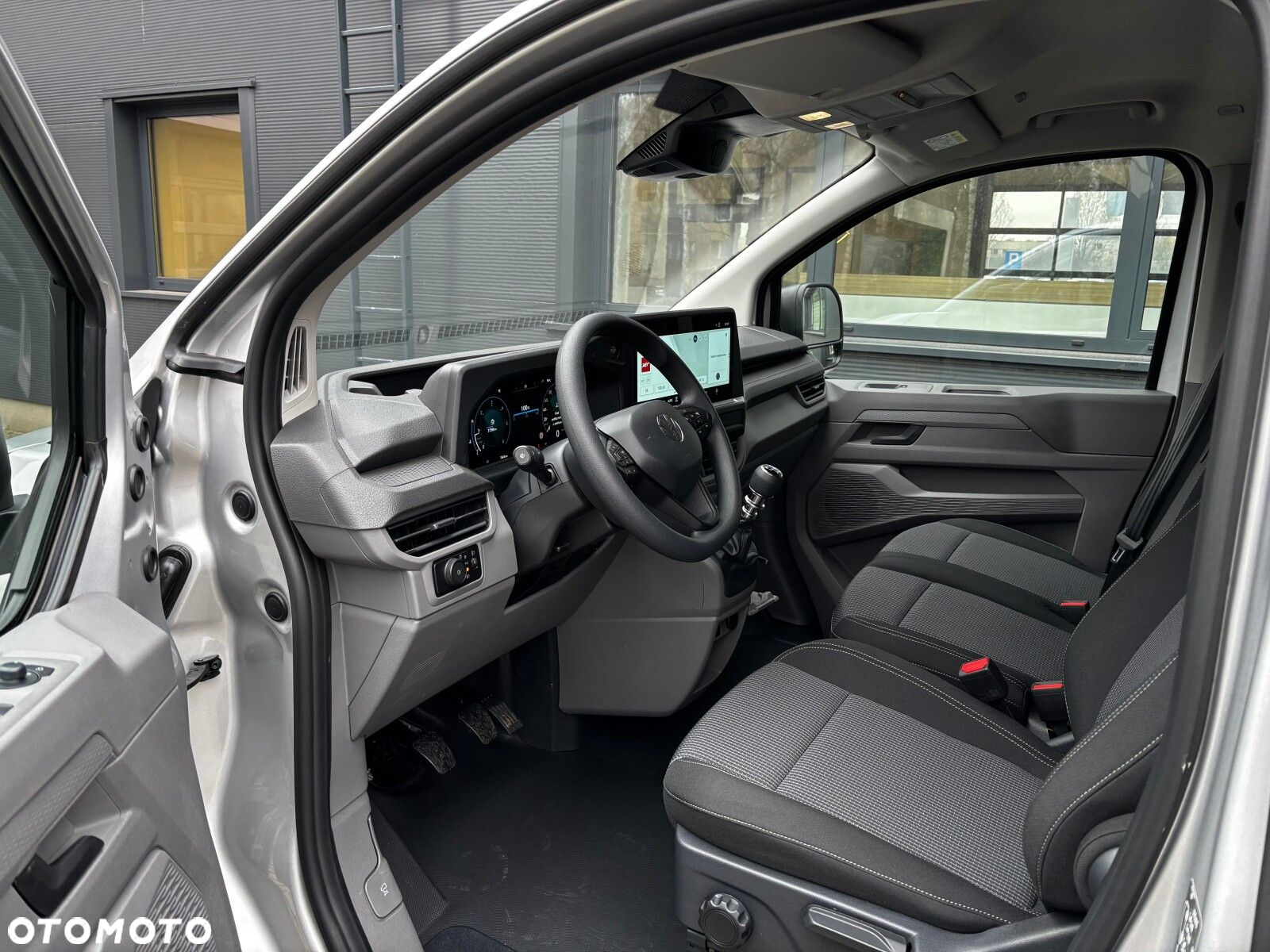 Volkswagen Transporter 2.0 TDI 150KM 6-bm L1 - 8
