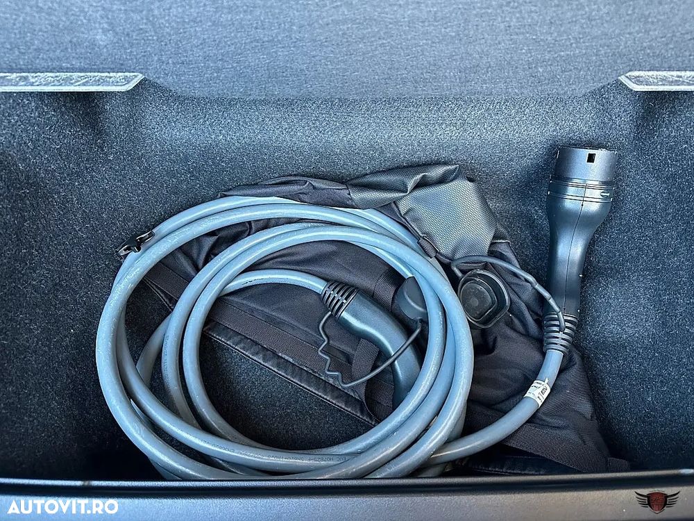 BMW i7 xDrive60 - 36