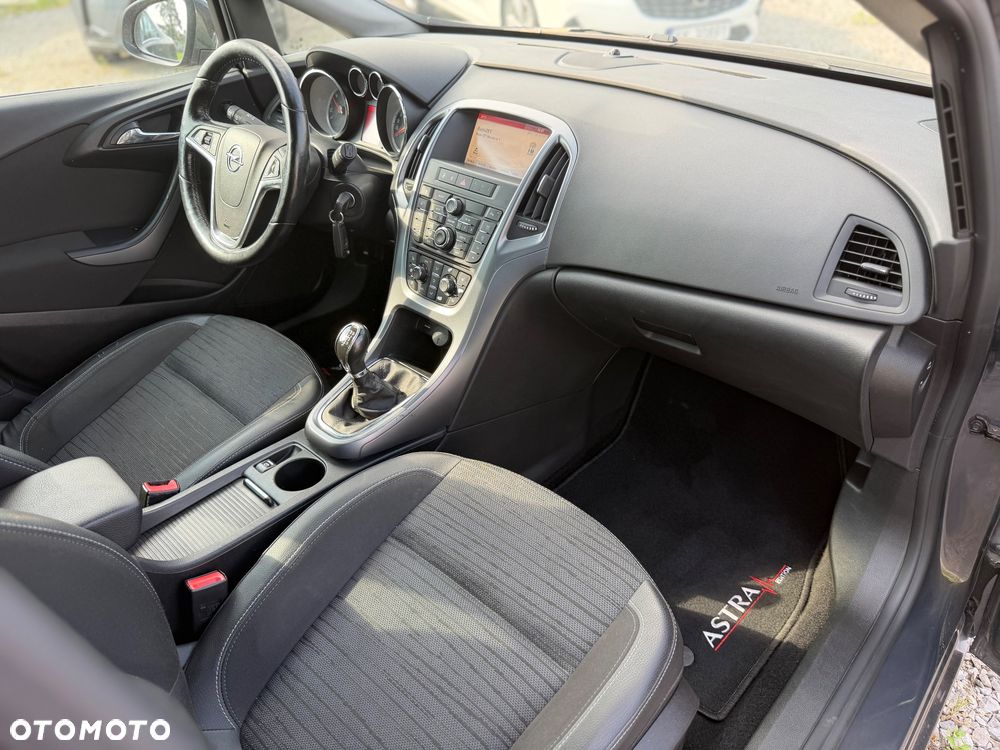 Opel Astra 1.6 CDTI Executive - 17