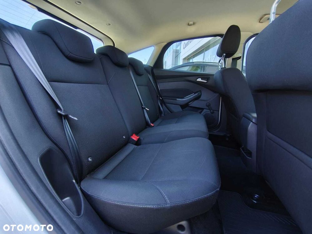 Ford Focus 1.6 SYNC Edition - 8