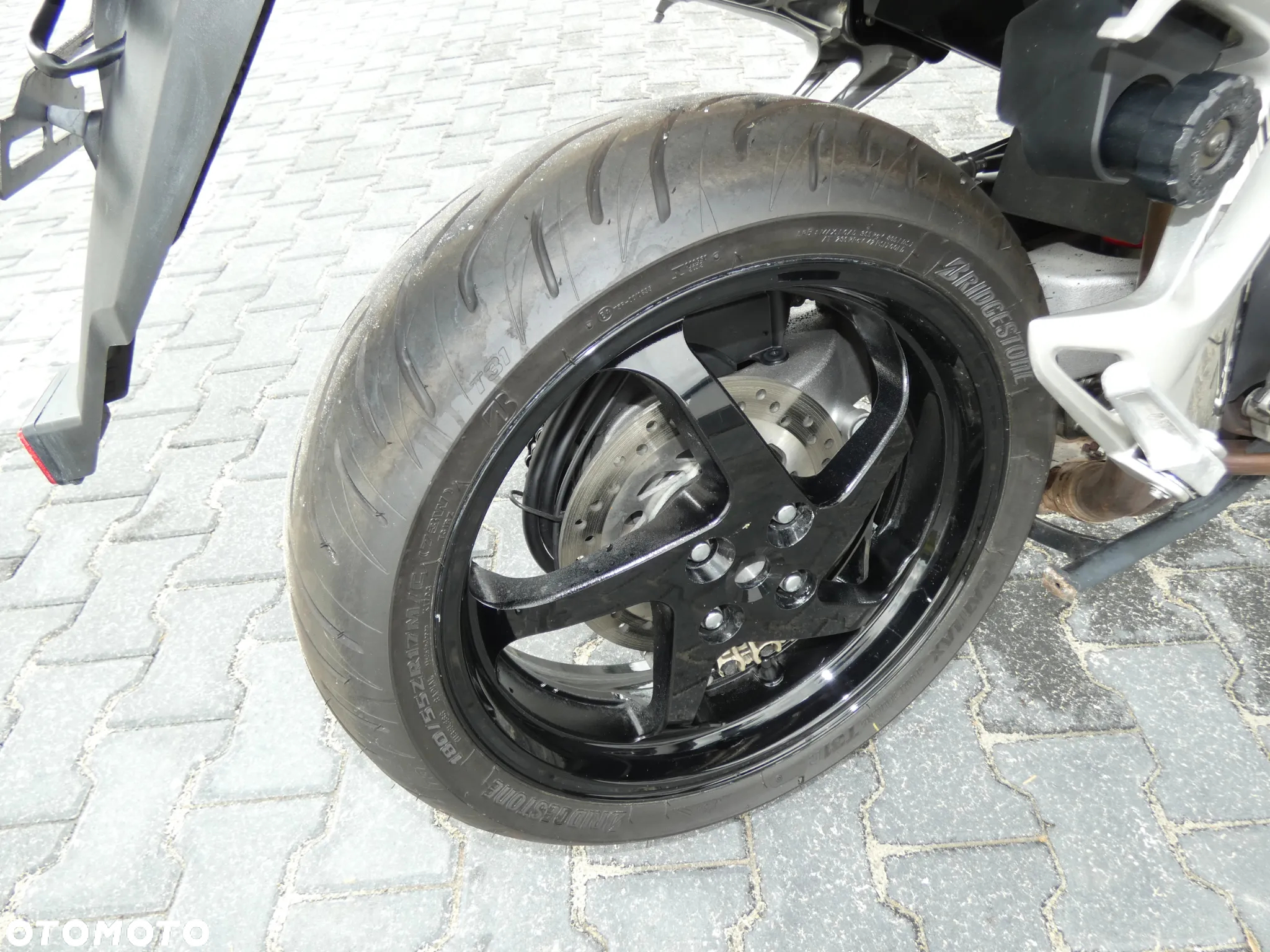 Honda VFR - 11