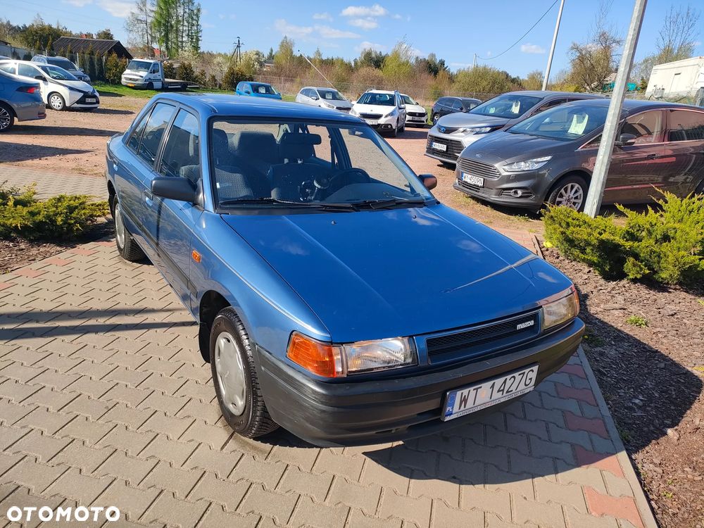 Mazda 323 - 3