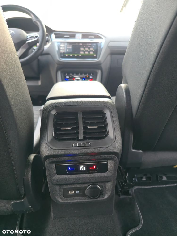 Volkswagen Tiguan Allspace 2.0 TDI SCR 4Motion DSG R-Line - 21
