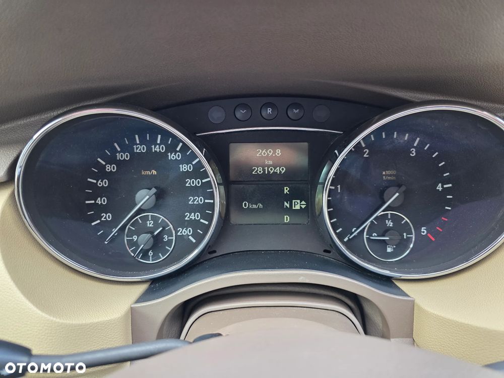 Mercedes-Benz Klasa R 320 CDI L 4-Matic - 21