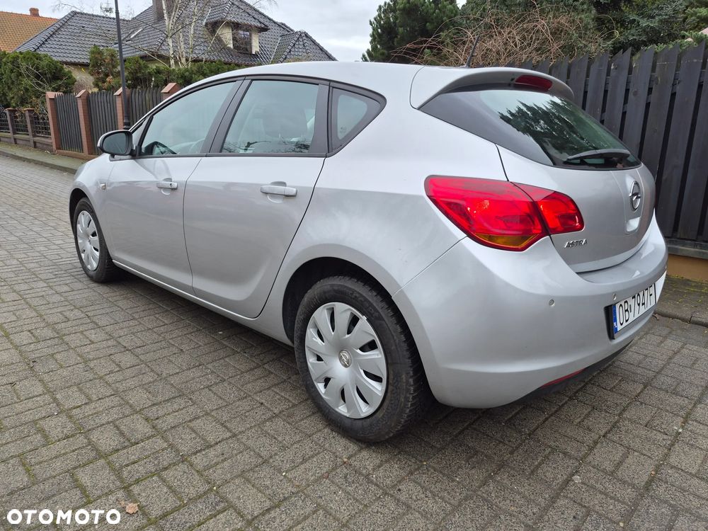 Opel Astra 1.4 Turbo Selection - 12