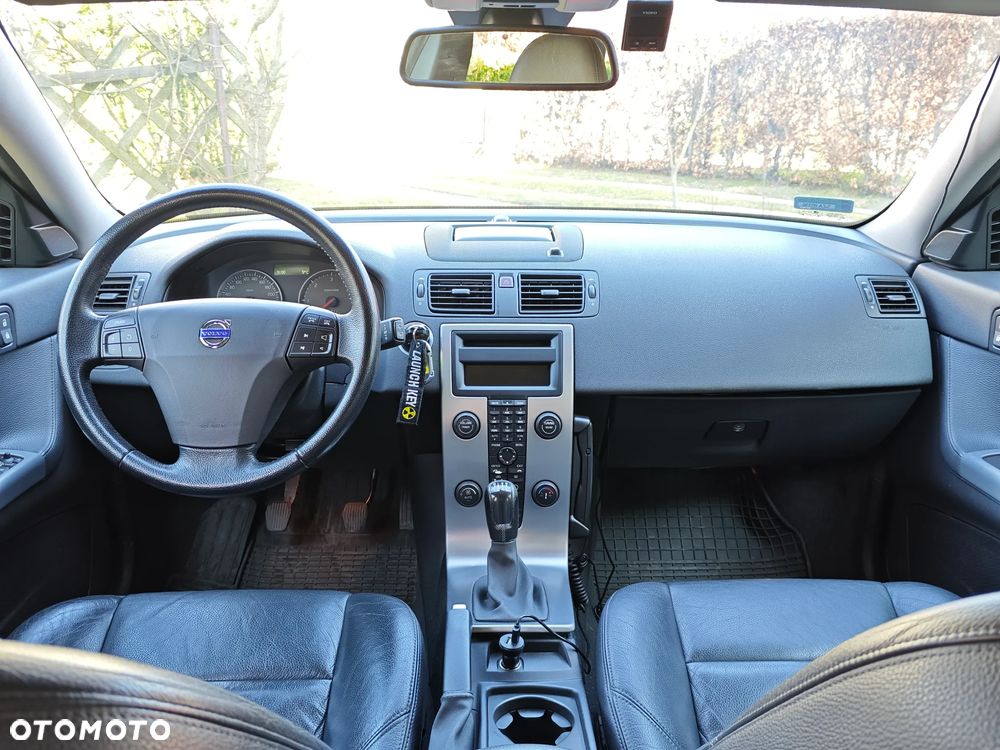 Volvo V50 - 11