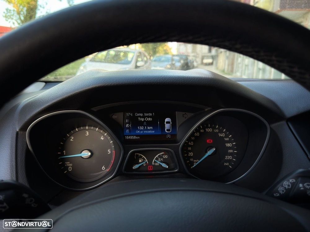 Ford Focus SW 1.5 TDCi EcoBlue Titanium - 24