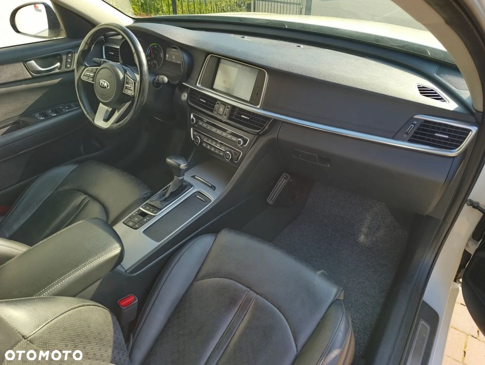 Kia Optima Plug-in Hybrid - 15