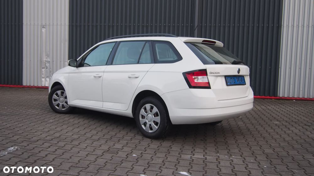 Skoda Fabia 1.0 MPI Active - 13