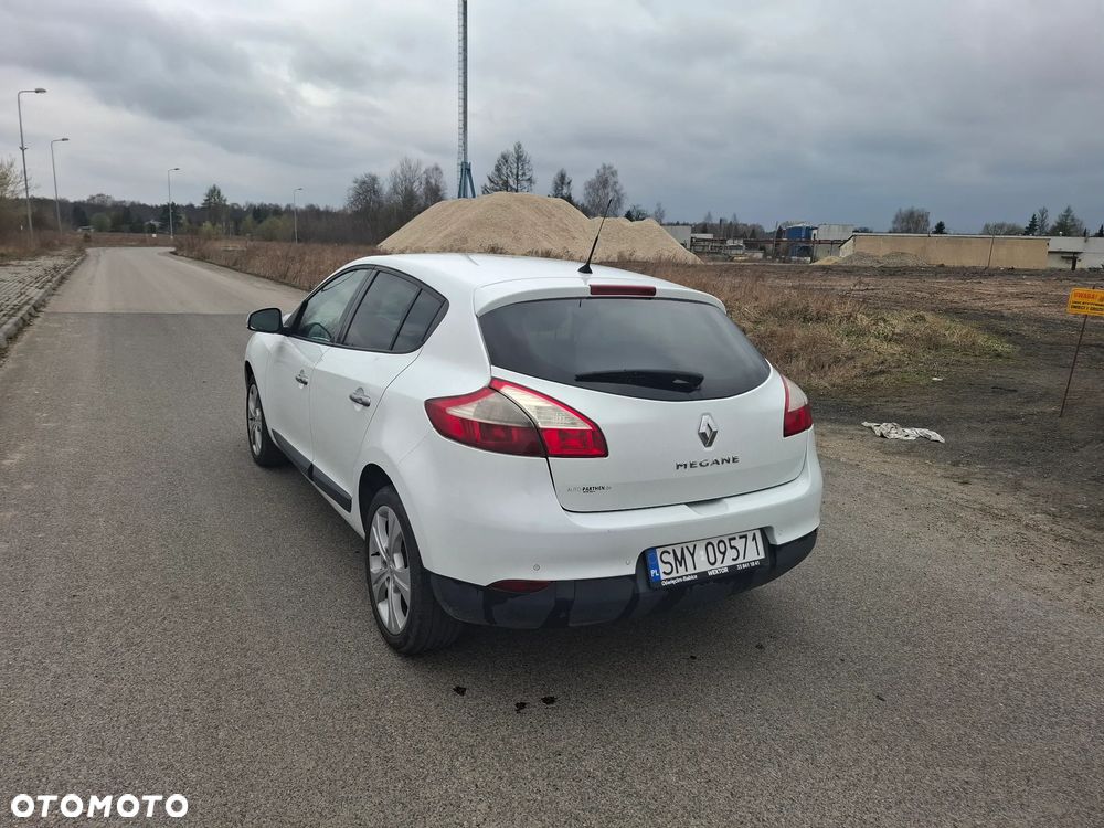 Renault Megane 1.6 16V 110 Expression - 11