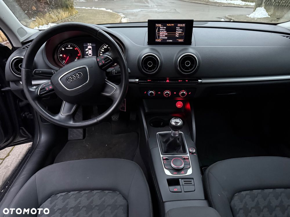 Audi A3 Limousine 1.6 TDI clean diesel Attraction - 16