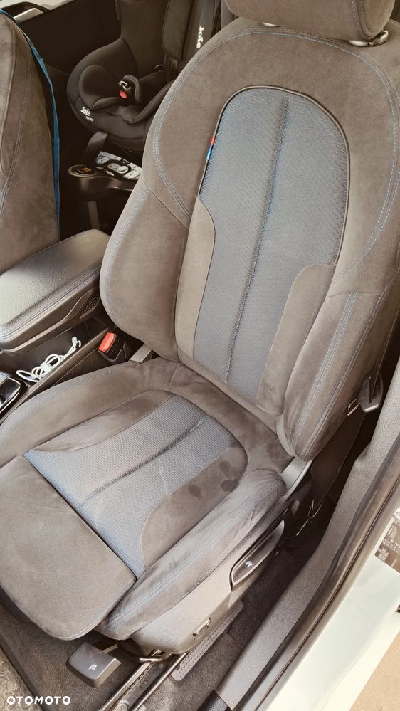 BMW X1 sDrive18d M Sport - 23