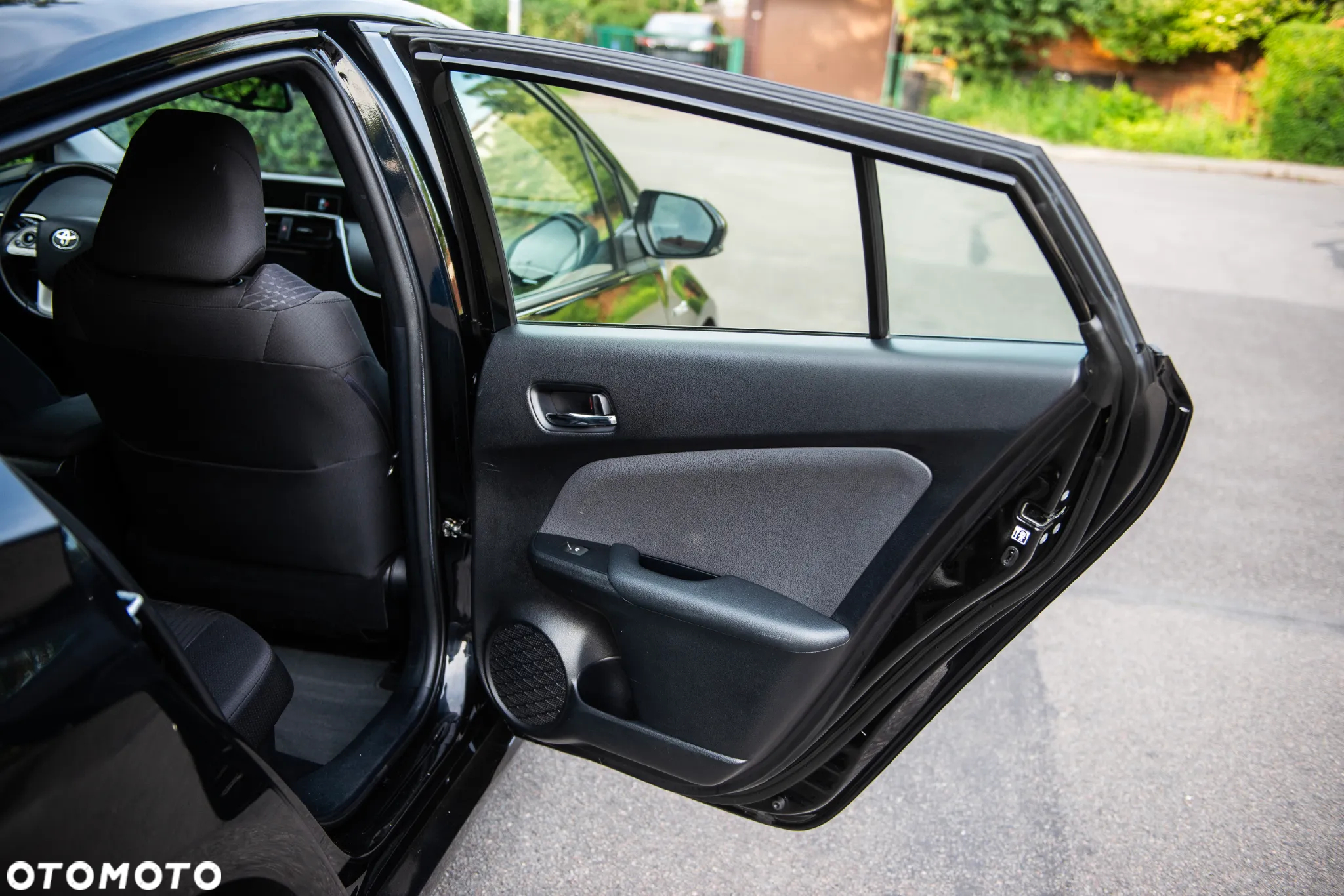 Toyota Prius 1.8 Hybrid Premium - 21