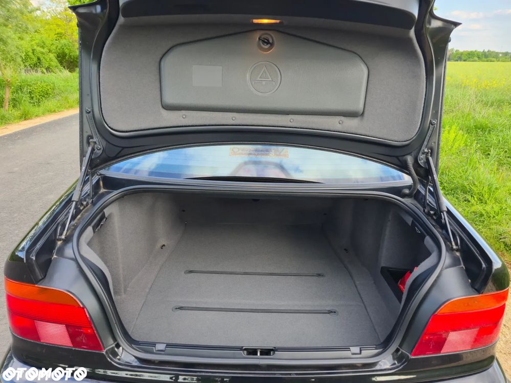 BMW Seria 5 523i - 15