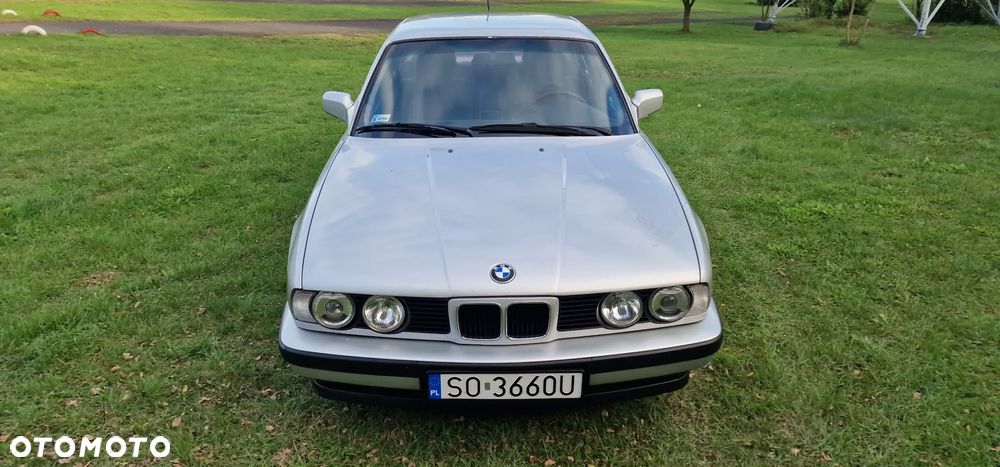 BMW Seria 5 520i - 37