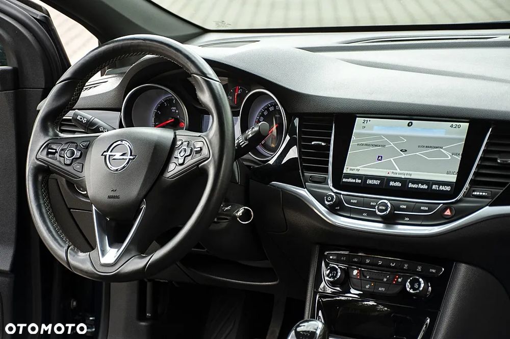 Opel Astra 1.4 Turbo Innovation - 24