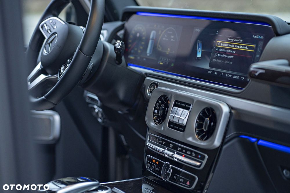 Mercedes-Benz Klasa G 400 d - 32