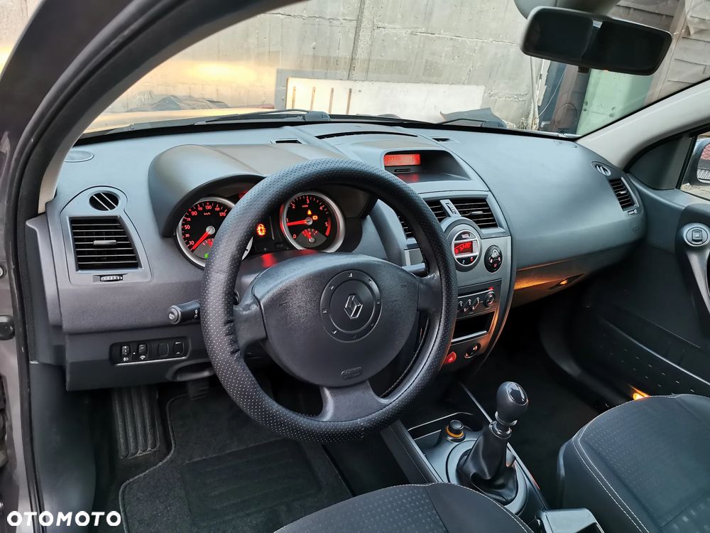Renault Megane 1.5 dCi Avantage - 19