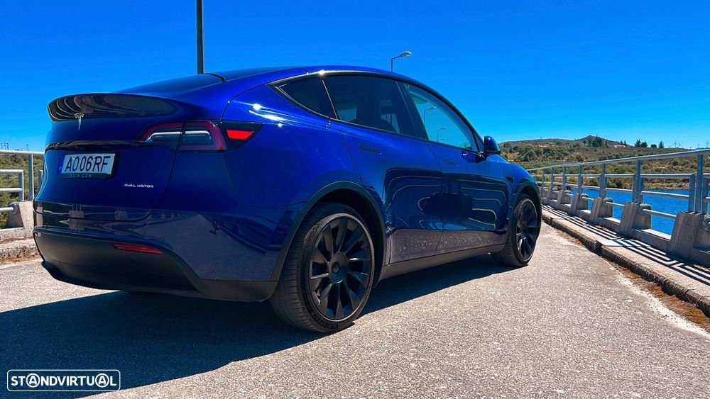 Tesla Model Y Performance Tração Integral foto 2