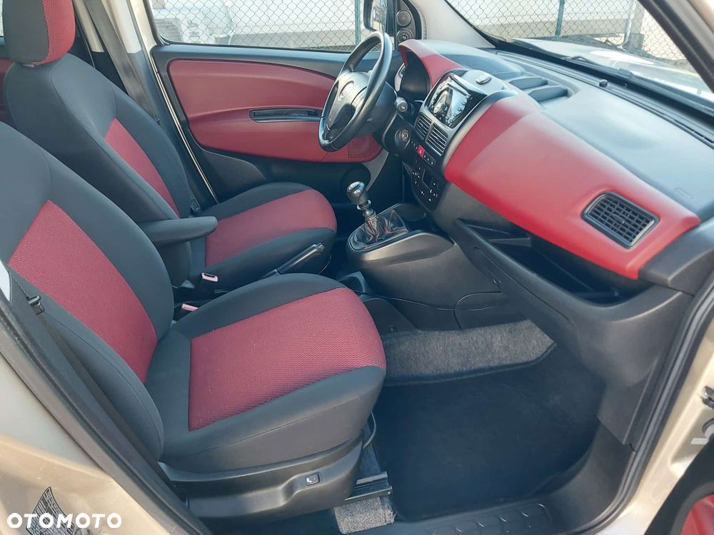 Fiat Doblo 1.4 T-Jet 16V Easy - 17
