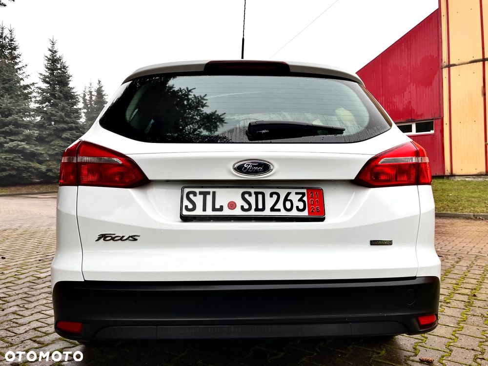 Ford Focus 1.0 EcoBoost STart-Stopp-System ACTIVE - 4