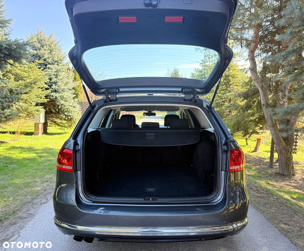 Volkswagen Passat 2.0 TDI Highline DSG - 33