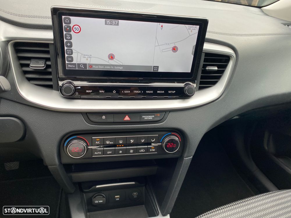 Kia XCeed 1.5 T-GDI Sport - 38