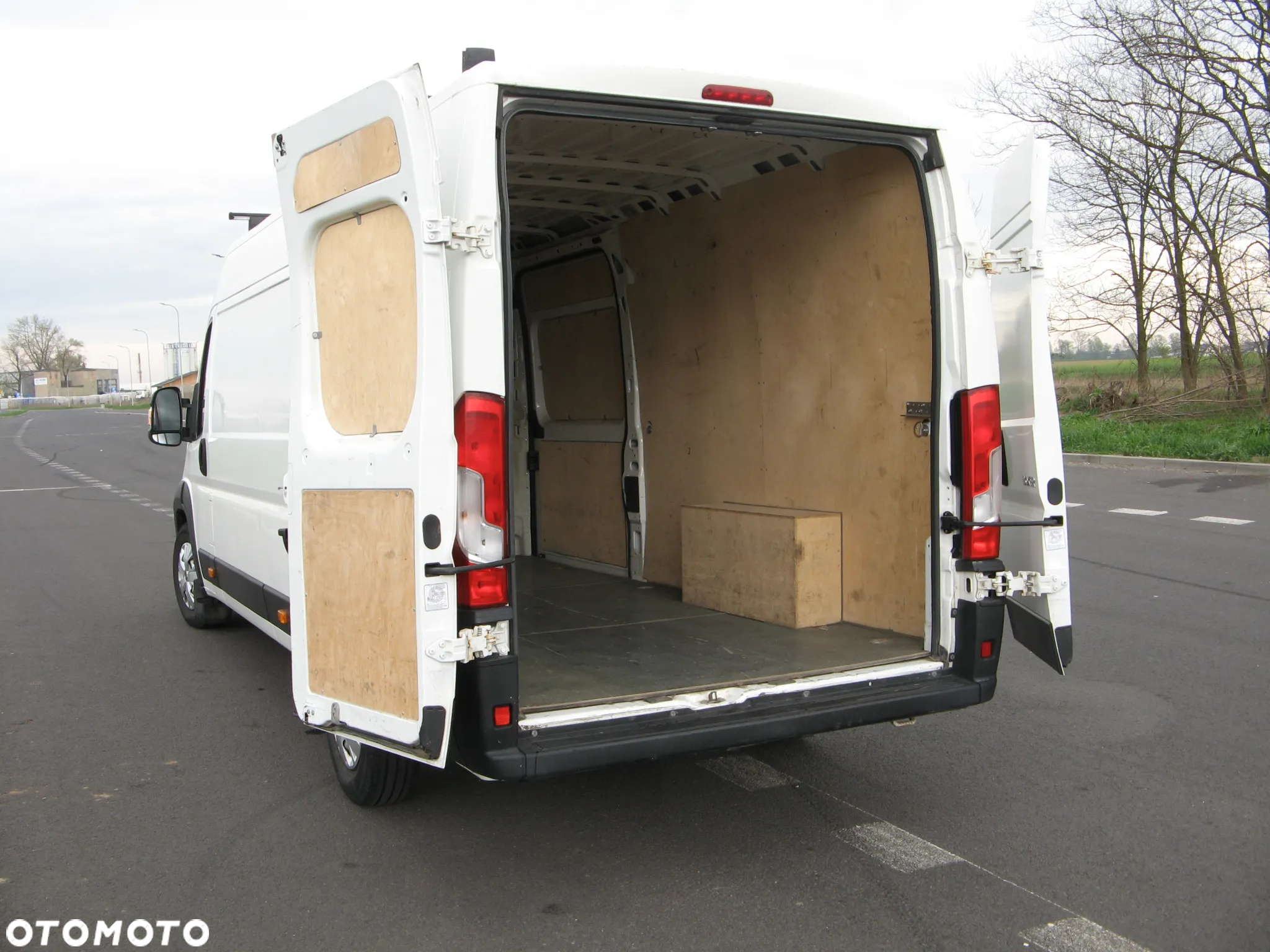Peugeot BOXER 435 BlueHDi L4H2 Premium - 6