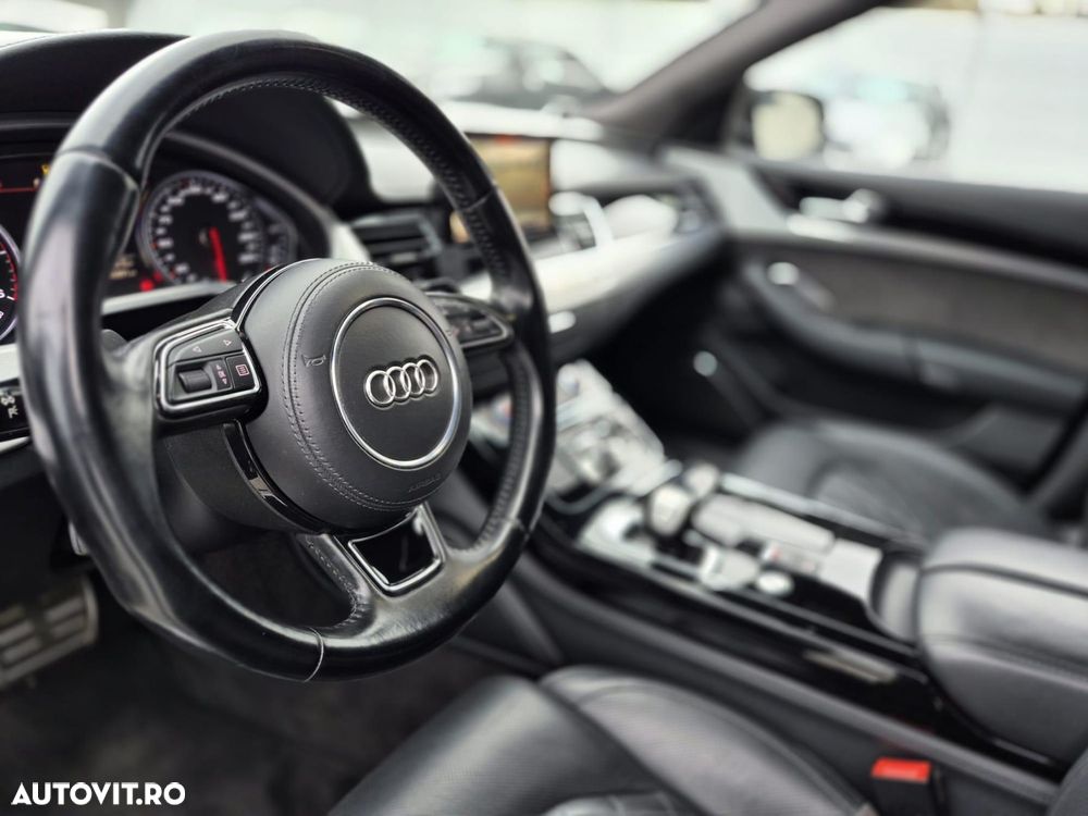 Audi A8 - 11