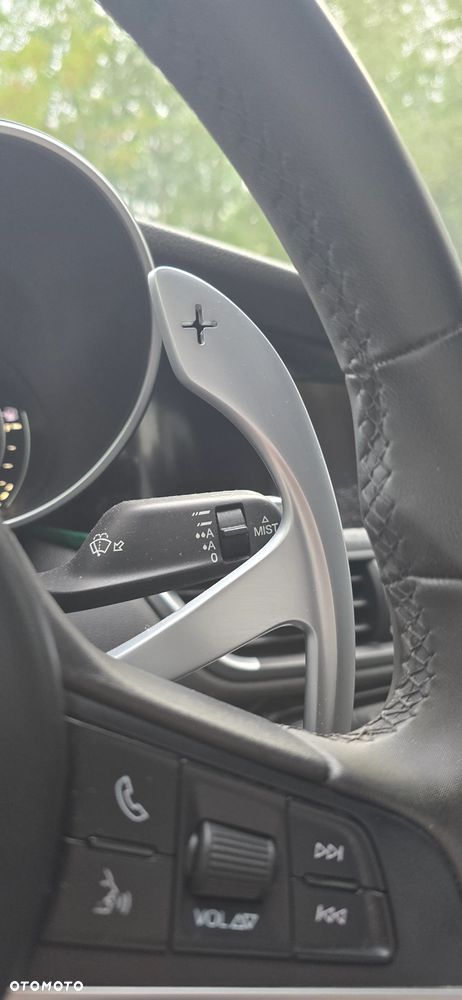 Alfa Romeo Giulia 2.2 D Turbo Super - 11